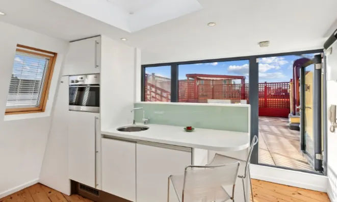 Недвижимость Flood Street: 18