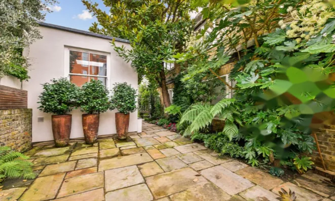 Недвижимость Upper Cheyne Row: 9