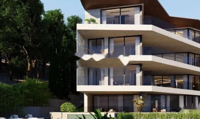 Недвижимость Четырехкомнатная квартира Центр: 1