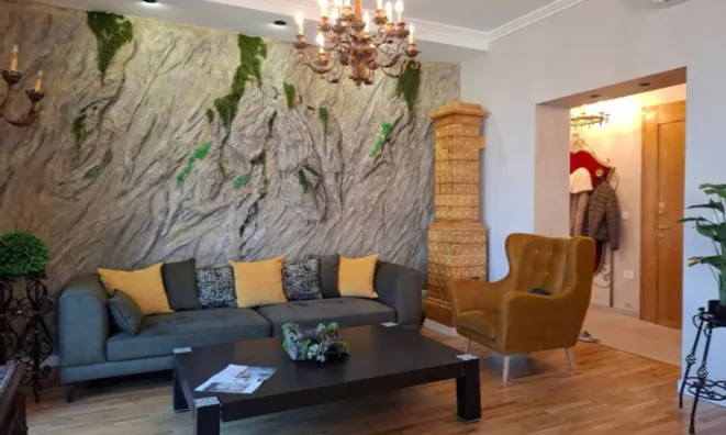 Недвижимость Трёхкомнатная квартира в центре: 4