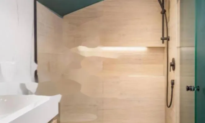 Недвижимость Трехкомнатная квартира, Центр: 7