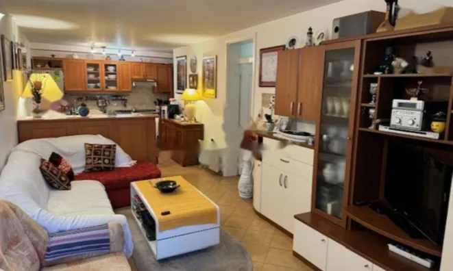 Недвижимость Трехкомнатная квартира Ичичи: 2