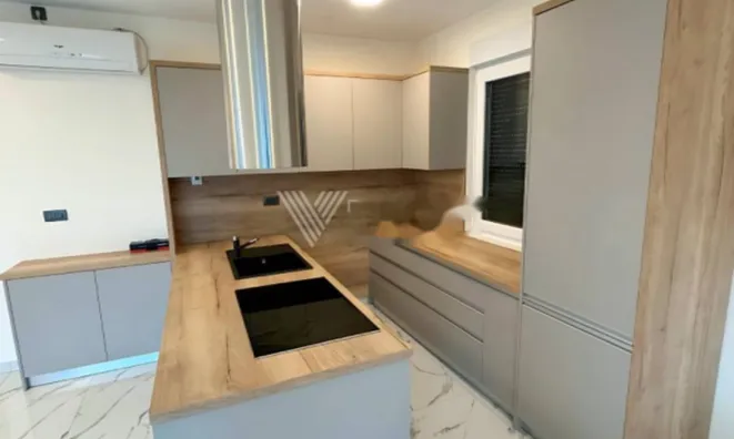 Недвижимость Трёхкомнатная квартира Побри: 5