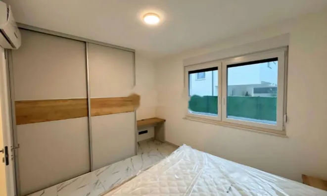 Недвижимость Трёхкомнатная квартира Побри: 10