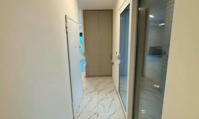 Недвижимость Трёхкомнатная квартира Побри: 12