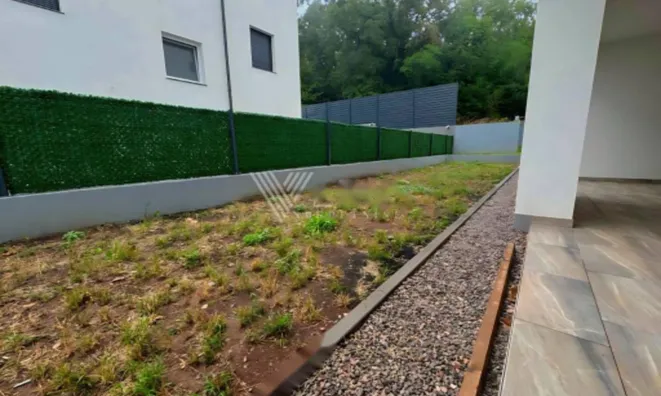 Недвижимость Трёхкомнатная квартира Побри: 17