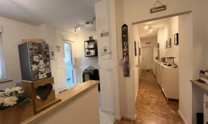 Недвижимость Четырехкомнатная в центре Гориции: 2