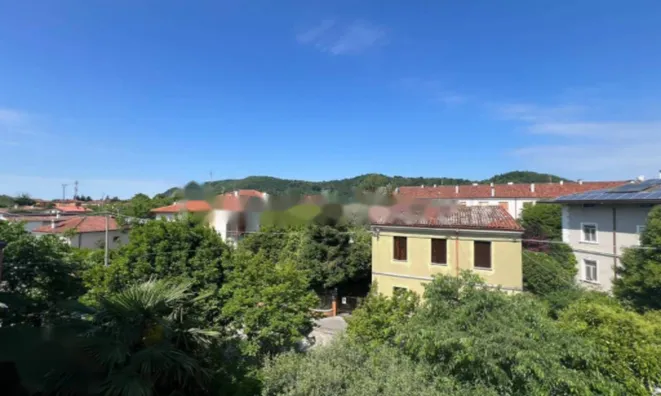 Недвижимость Четырехкомнатная в центре Гориции: 8