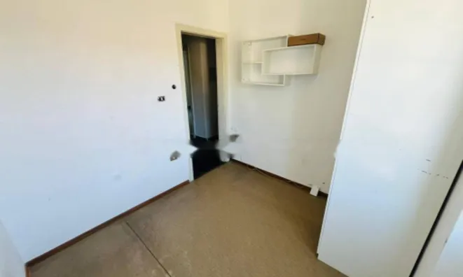 Недвижимость Четырехкомнатная в Центре: 12