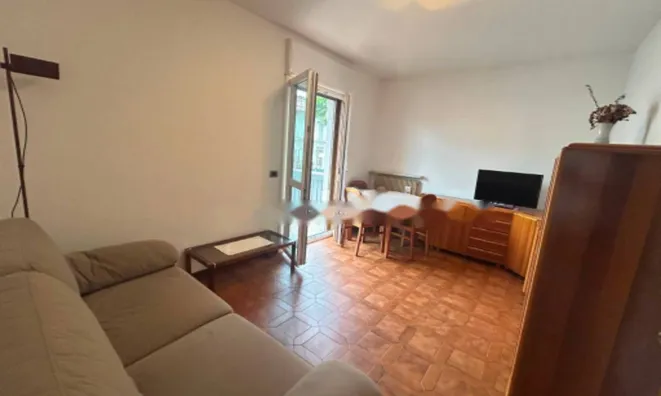 Недвижимость Трёхкомнатная квартира Центр: 12