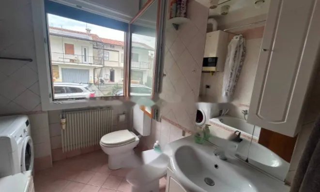 Недвижимость Трёхкомнатная квартира Центр: 15