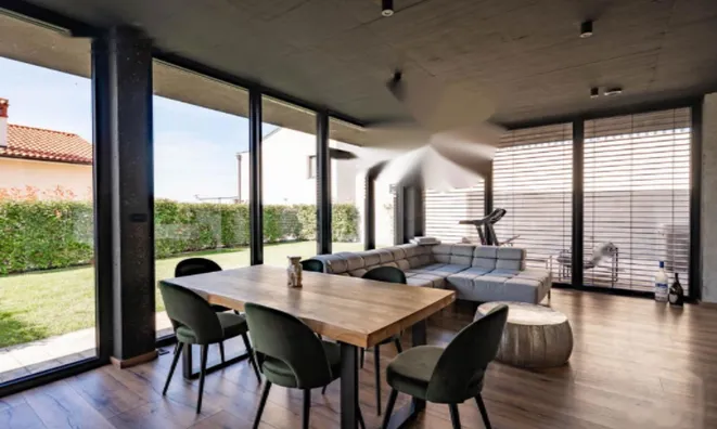 Недвижимость Двухэтажный дом Сежана: 15