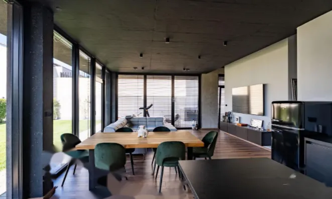 Недвижимость Двухэтажный дом Сежана: 16