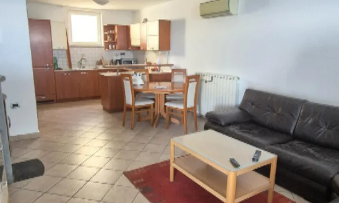 Недвижимость Дом, Изола, Бельведер: 5