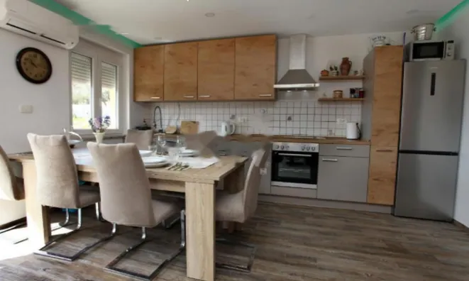 Недвижимость Дом Драгонья: 24