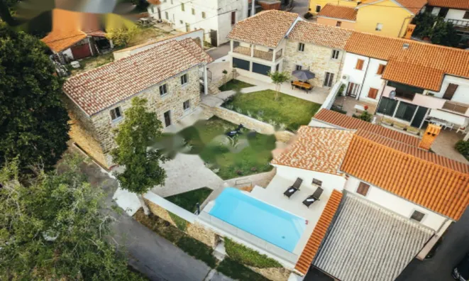 Недвижимость Дом, Плавье: 2