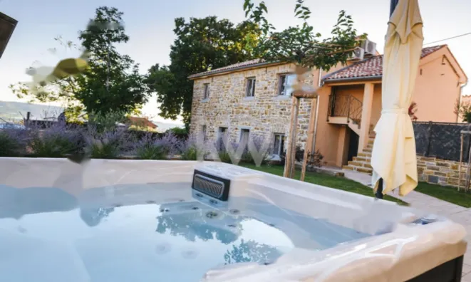 Недвижимость Дом, Плавье: 5