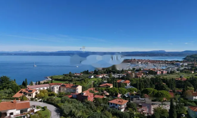 Недвижимость Дом в Изоле: 2