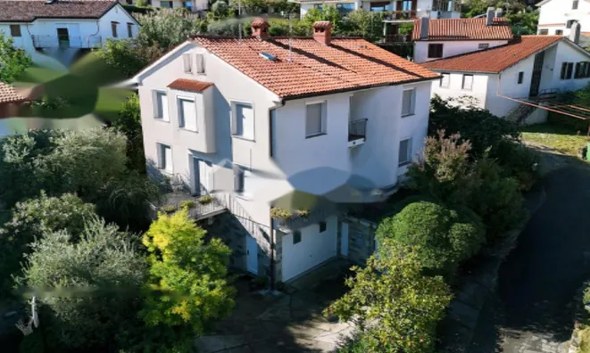 Недвижимость Дом в Изоле: 3