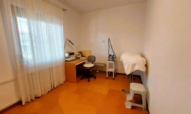 Недвижимость Дом в Изоле: 12