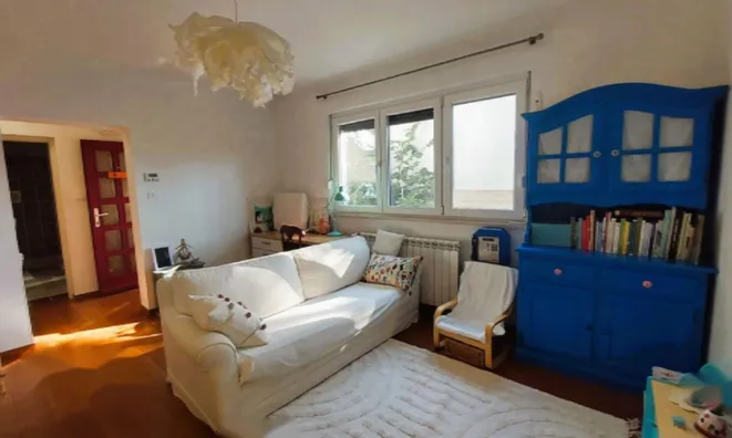 Недвижимость Дом в Изоле: 18