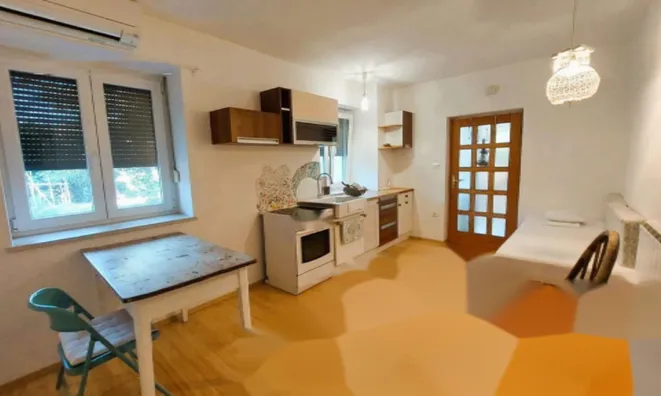 Недвижимость Дом в Изоле: 27