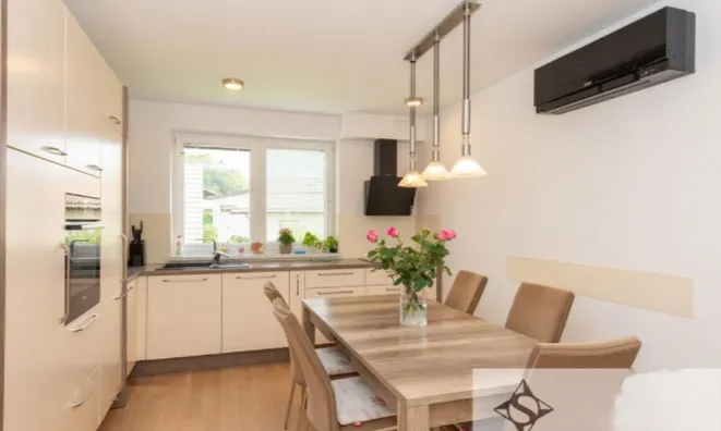 Недвижимость Квартира многокомнатная Врховцы: 4