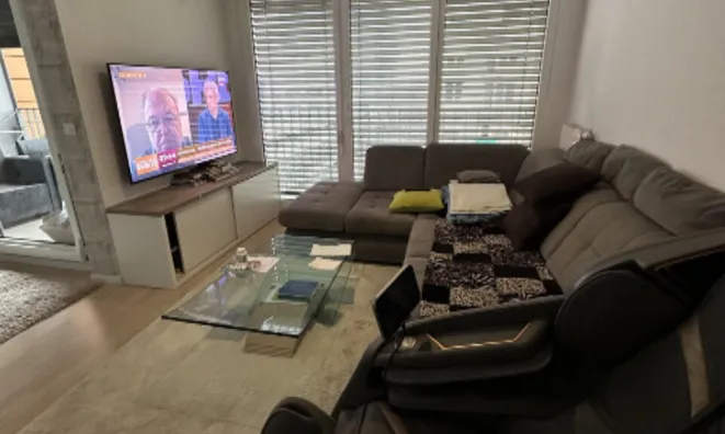 Недвижимость Квартира, 3 комнаты в Безиграде: 1