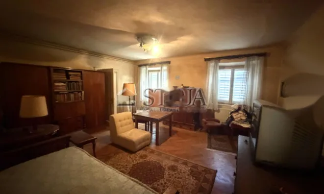 Недвижимость Трехкомнатная квартира Центр: 6