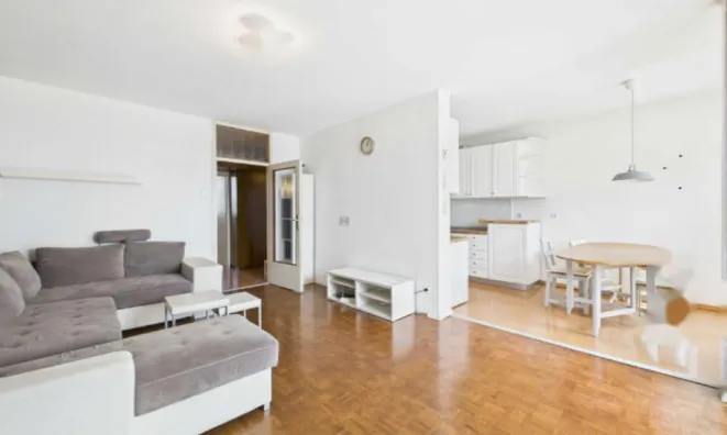 Недвижимость Квартира, 3-комнатная, Бежиград: 1