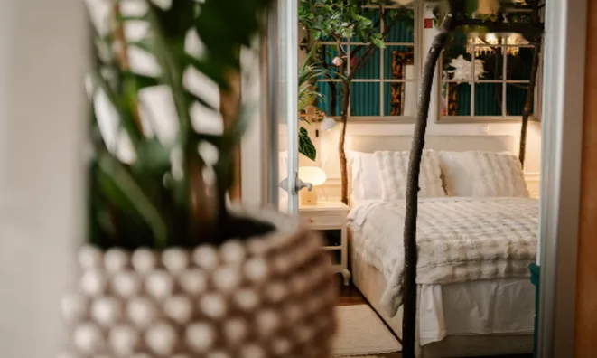 Недвижимость Квартира 4.5 Комнаты в Центре: 5