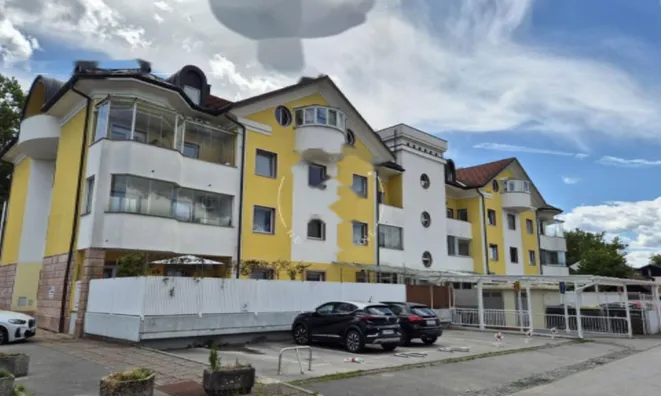 Недвижимость Трехкомнатная квартира в Кошезе: 15