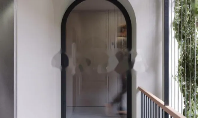 Недвижимость Квартира 4 комнаты Центр Любляна: 4