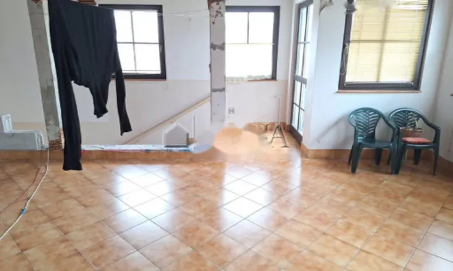 Недвижимость Четырехкомнатная квартира: 22