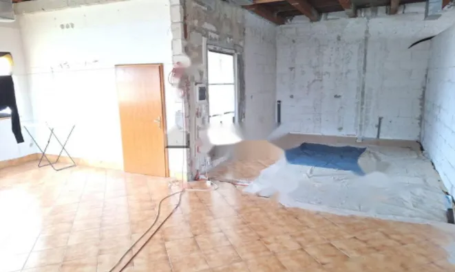 Недвижимость Четырехкомнатная квартира: 23