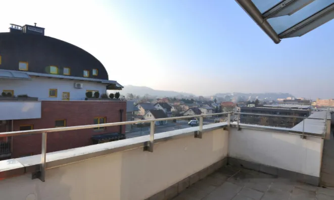 Недвижимость Квартира, 5+ комнат, Любляна: 2