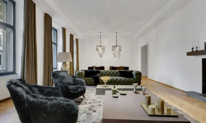 Недвижимость Квартира, 4-комнатная, Центр: 1