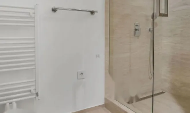 Недвижимость Квартира, 4-комнатная, Центр: 14