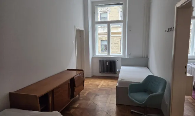 Недвижимость Квартира 4 комнаты Центр: 5