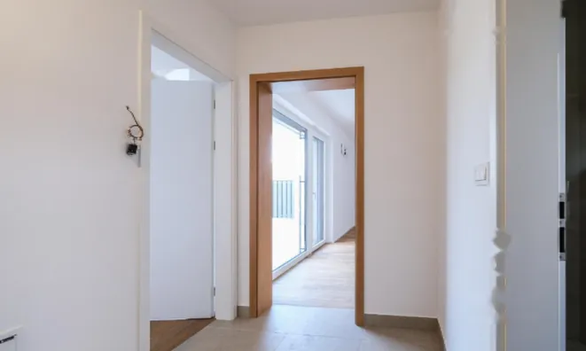 Недвижимость Двухкомнатная квартира Бежиград: 3