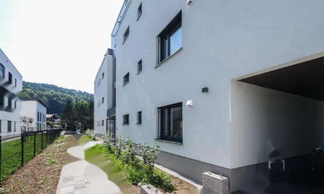 Недвижимость Двухкомнатная квартира в Надгорице: 11