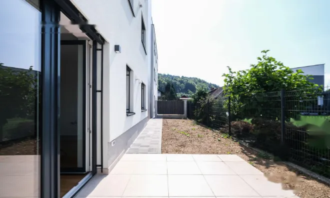 Недвижимость Квартира 2-комнатная Новая Надгорица: 1