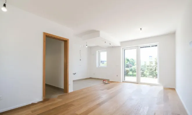 Недвижимость Квартира 2-комнатная Новая Надгорица: 4