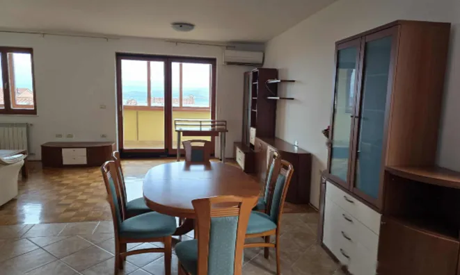 Недвижимость Четырёхкомнатная квартира Копер: 2