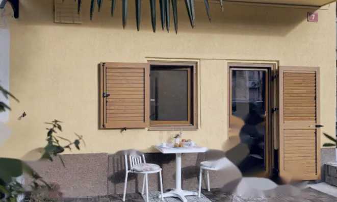 Недвижимость 2-комнатная квартира Центр: 9