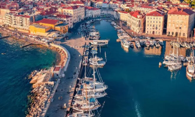 Недвижимость Четырёхкомнатная квартира Пиран: 2