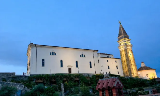 Недвижимость Четырёхкомнатная квартира Пиран: 29