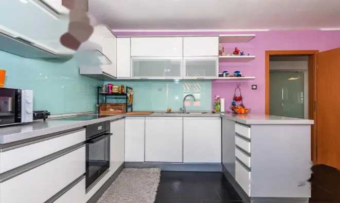 Недвижимость Квартира, 5 и более комнат: 3