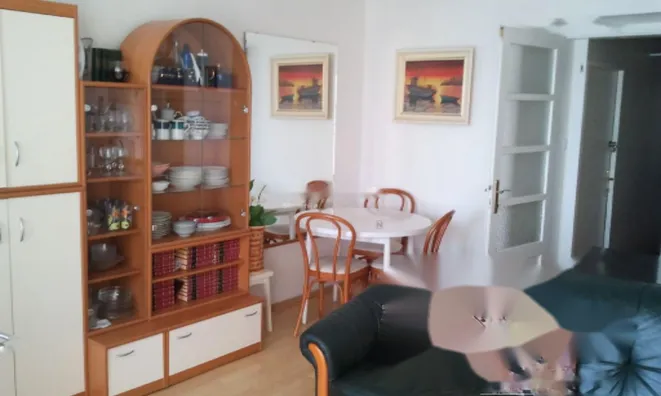 Недвижимость Двухкомнатная квартира Пиран: 2