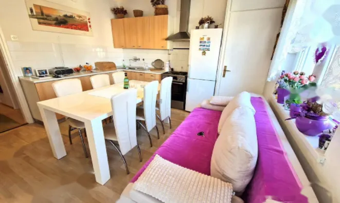 Недвижимость Двухкомнатная квартира в центре Луция: 3